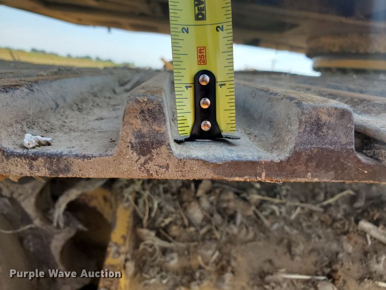 image for item DD0384 1992 Komatsu PC200LC-5  excavator