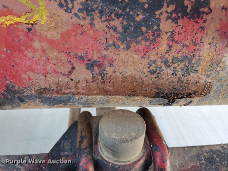 image for item DD0385 1981 Mack  winch truck