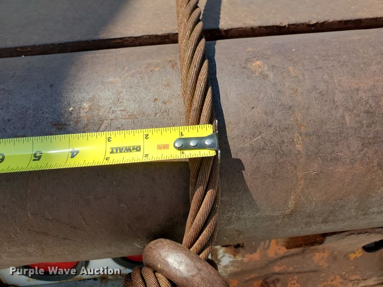 image for item DD0385 1981 Mack  winch truck