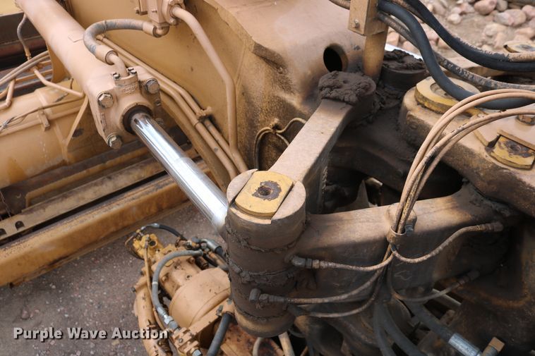 image for item DD5405 1998 Caterpillar 623F  elevating scraper