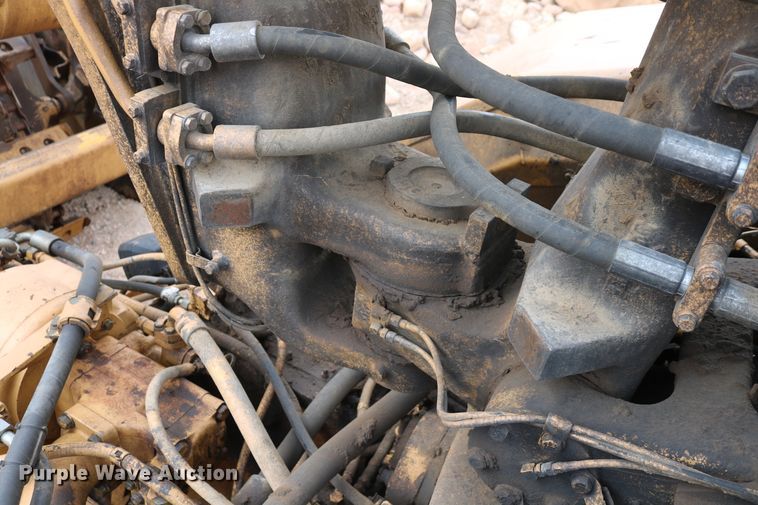 image for item DD5405 1998 Caterpillar 623F  elevating scraper