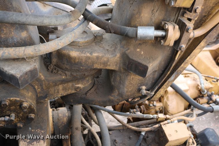 image for item DD5405 1998 Caterpillar 623F  elevating scraper