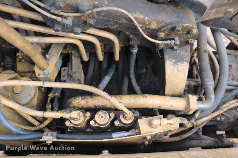 image for item DD5405 1998 Caterpillar 623F  elevating scraper