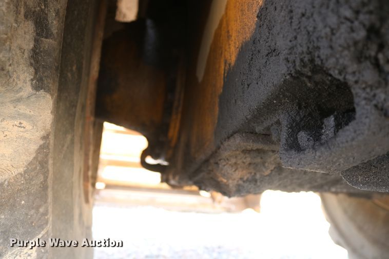 image for item DD5405 1998 Caterpillar 623F  elevating scraper