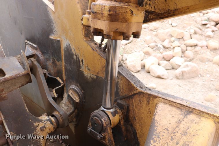 image for item DD5405 1998 Caterpillar 623F  elevating scraper