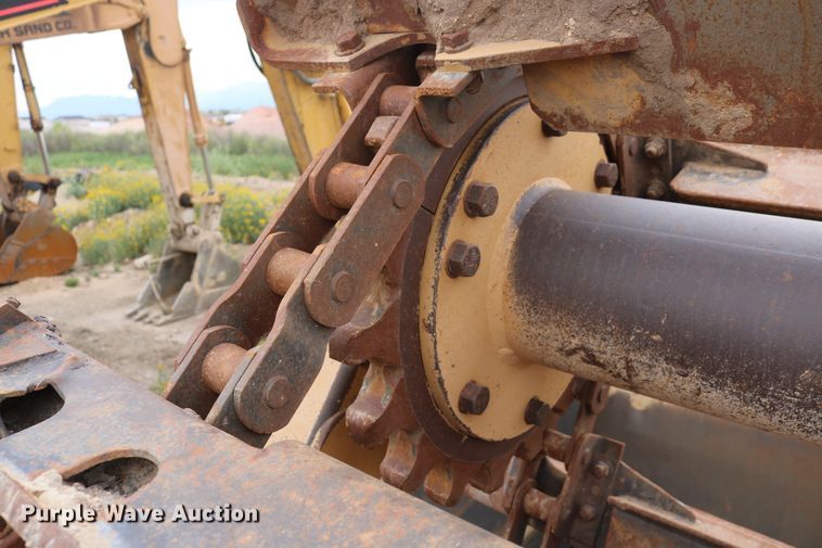 image for item DD5405 1998 Caterpillar 623F  elevating scraper