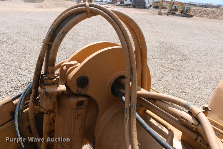 image for item DD5405 1998 Caterpillar 623F  elevating scraper