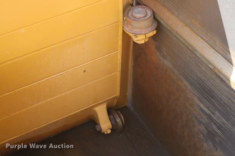 image for item DD5405 1998 Caterpillar 623F  elevating scraper