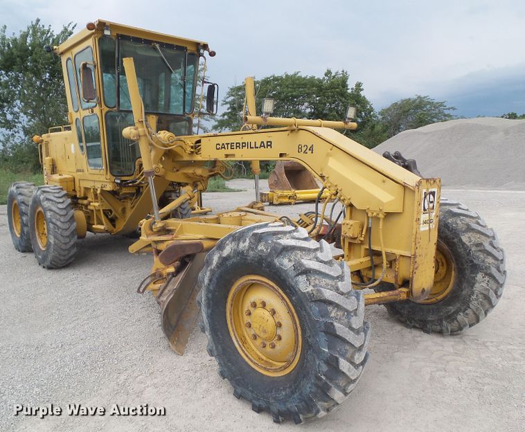 image for item DF0864 1978 Caterpillar 140G  motor grader