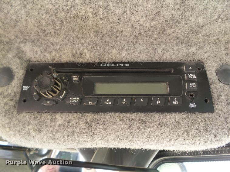 image for item DF0868 2012 John Deere 744K  wheel loader