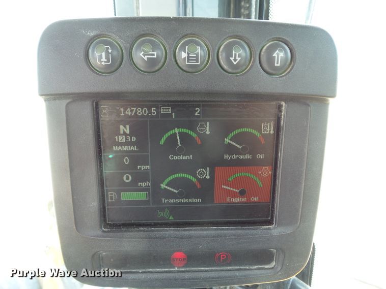 image for item DF0868 2012 John Deere 744K  wheel loader