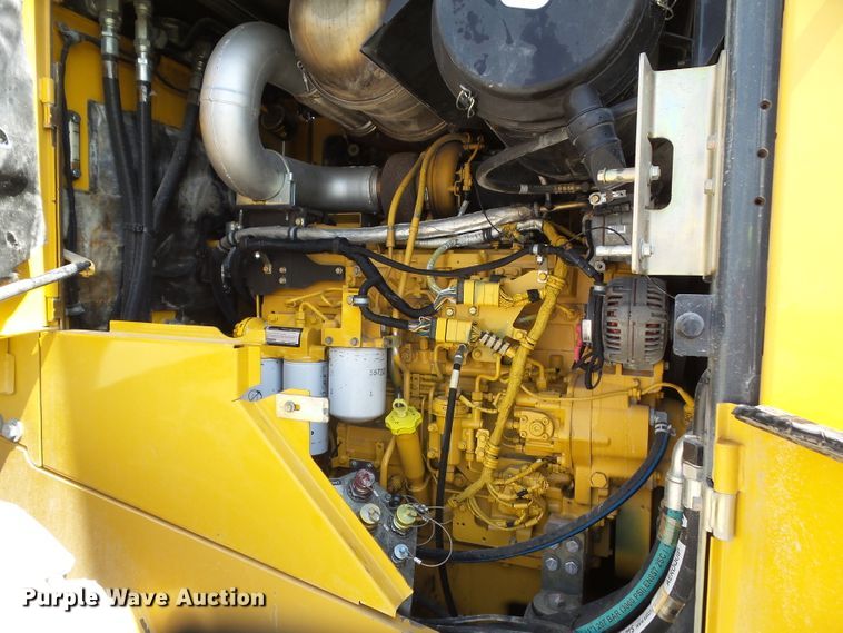 image for item DF0868 2012 John Deere 744K  wheel loader