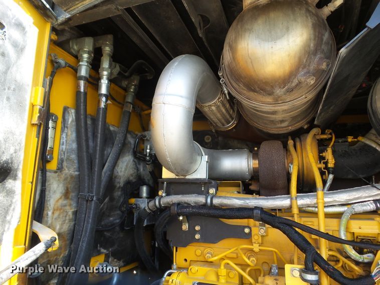 image for item DF0868 2012 John Deere 744K  wheel loader