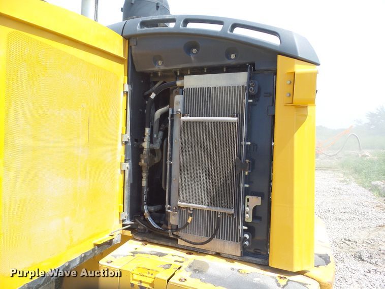 image for item DF0868 2012 John Deere 744K  wheel loader