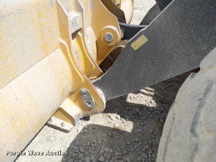 image for item DF0868 2012 John Deere 744K  wheel loader