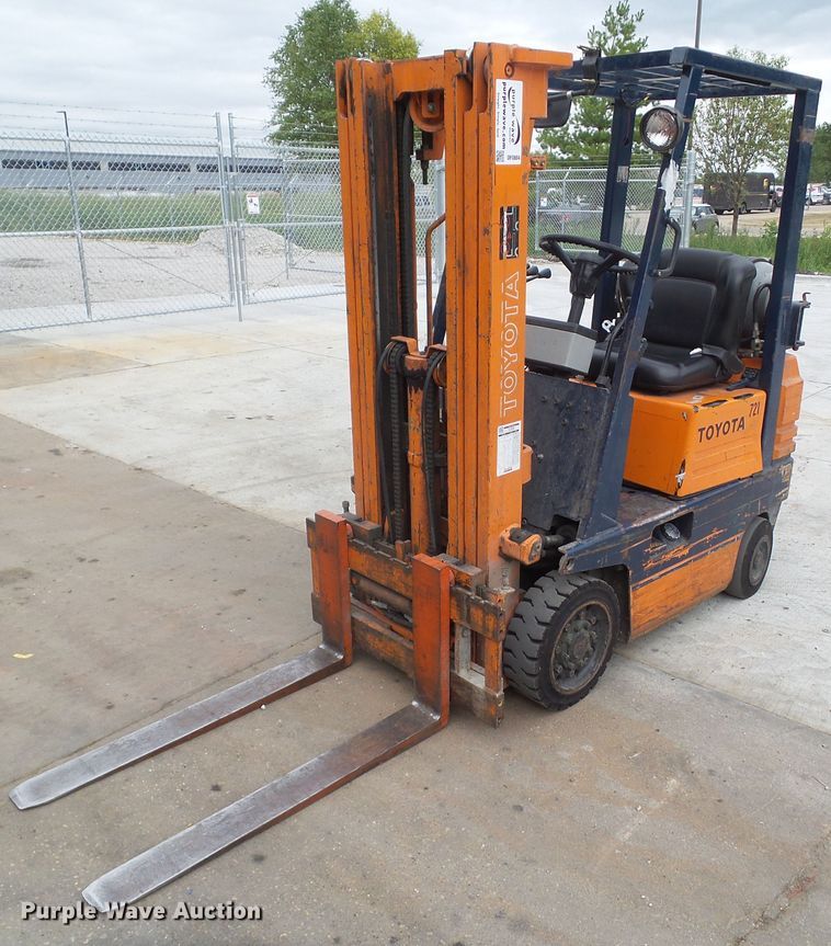 2007 Toyota 5FGC15 forklift in Des Moines, IA Item DF0884 sold