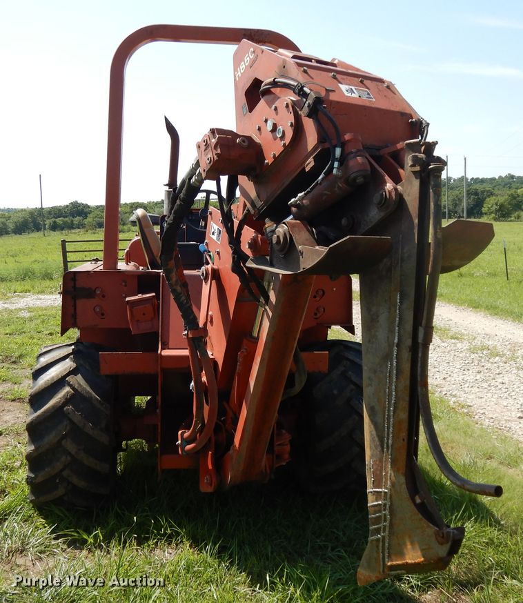 image for item DF5281 1997 Ditch Witch 8020 Turbo  vibratory cable plow