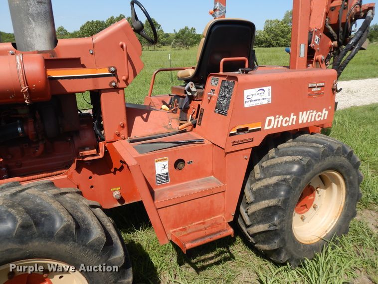 image for item DF5281 1997 Ditch Witch 8020 Turbo  vibratory cable plow