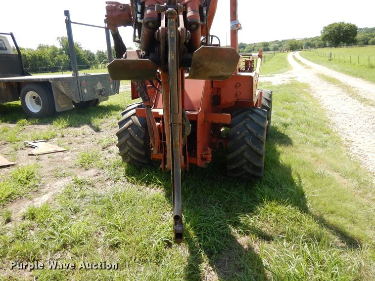 image for item DF5281 1997 Ditch Witch 8020 Turbo  vibratory cable plow