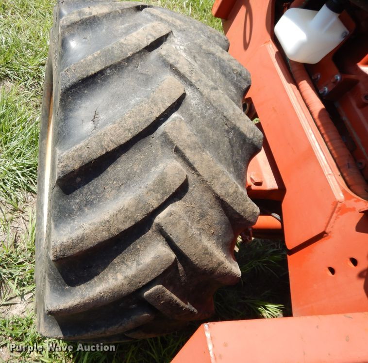 image for item DF5281 1997 Ditch Witch 8020 Turbo  vibratory cable plow