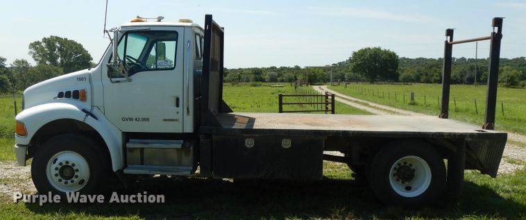 image for item DF5282 2004 Sterling Acterra  flatbed truck