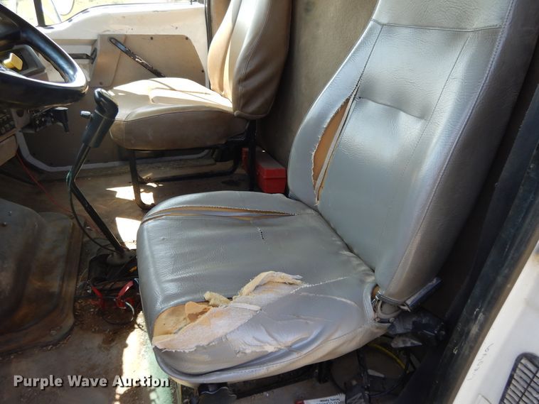 image for item DF5282 2004 Sterling Acterra  flatbed truck