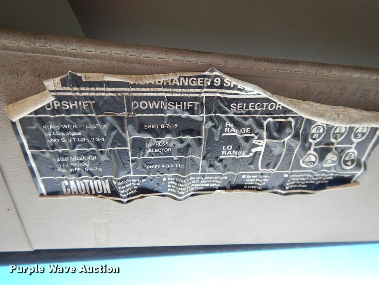 image for item DF5282 2004 Sterling Acterra  flatbed truck