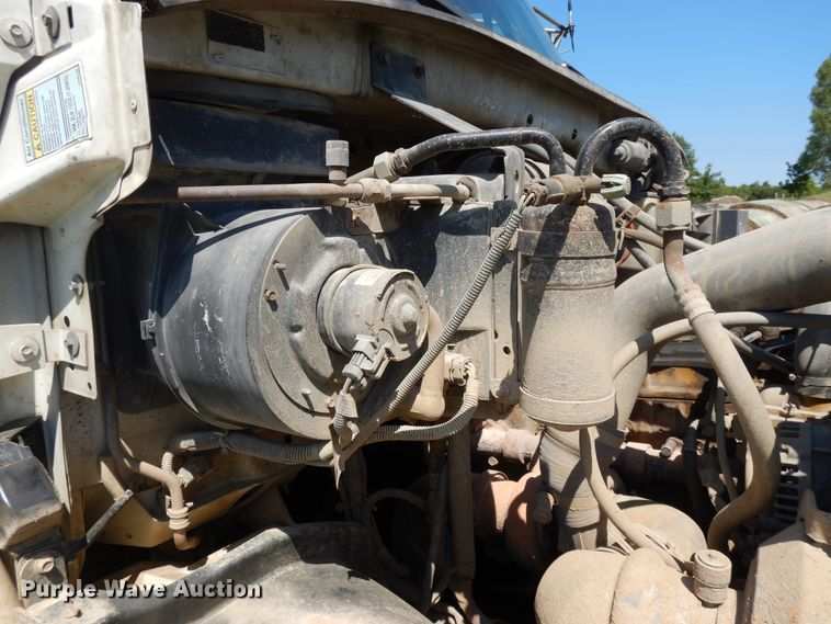 image for item DF5282 2004 Sterling Acterra  flatbed truck