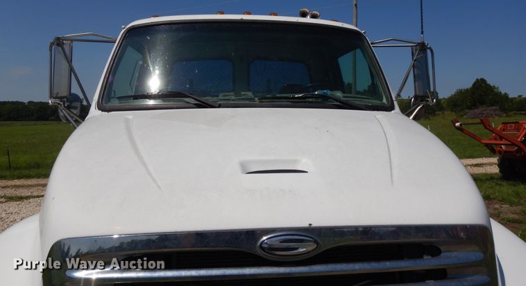 image for item DF5282 2004 Sterling Acterra  flatbed truck