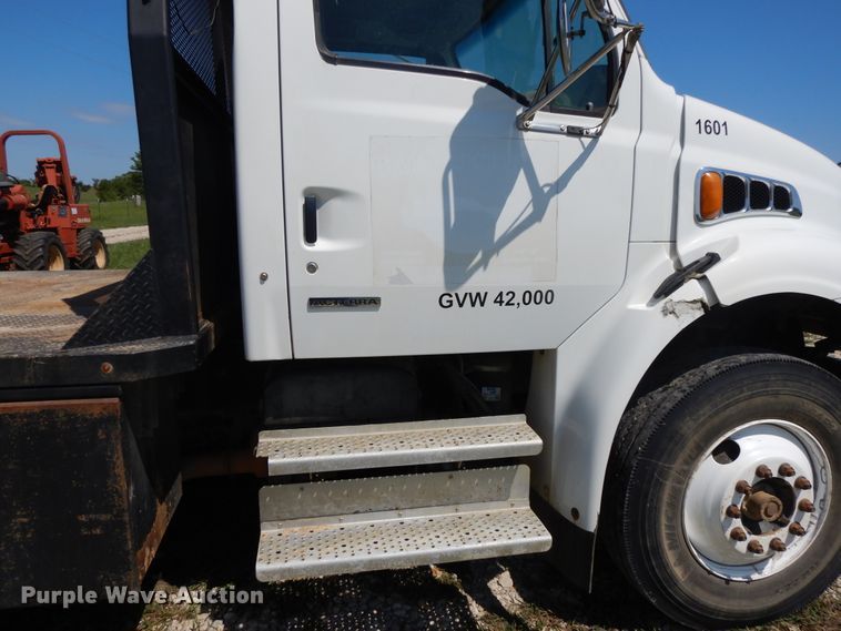 image for item DF5282 2004 Sterling Acterra  flatbed truck