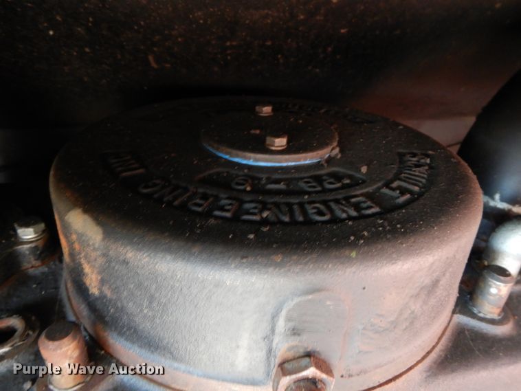 image for item DF5301 2001 International 5600i  vacuum truck