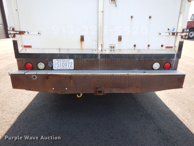 image for item DF5303 2002 Ford E450  box truck