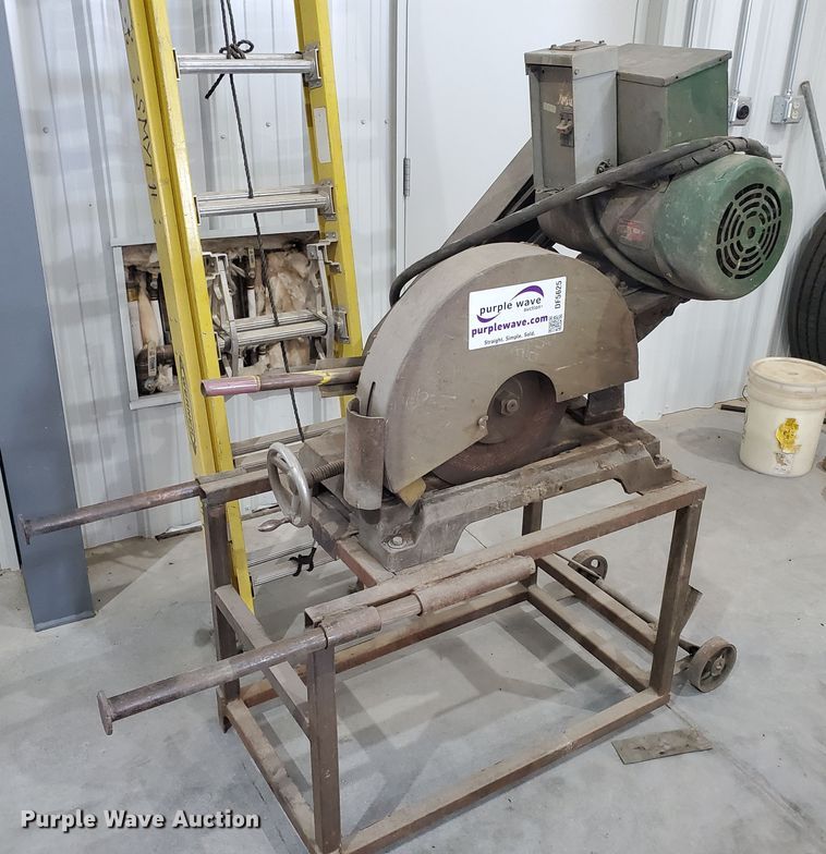 image for item DF5625 Chop saw