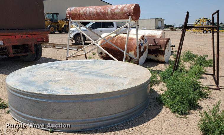 image for item DF7547 Tanks