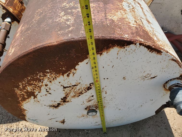 image for item DF7547 Tanks