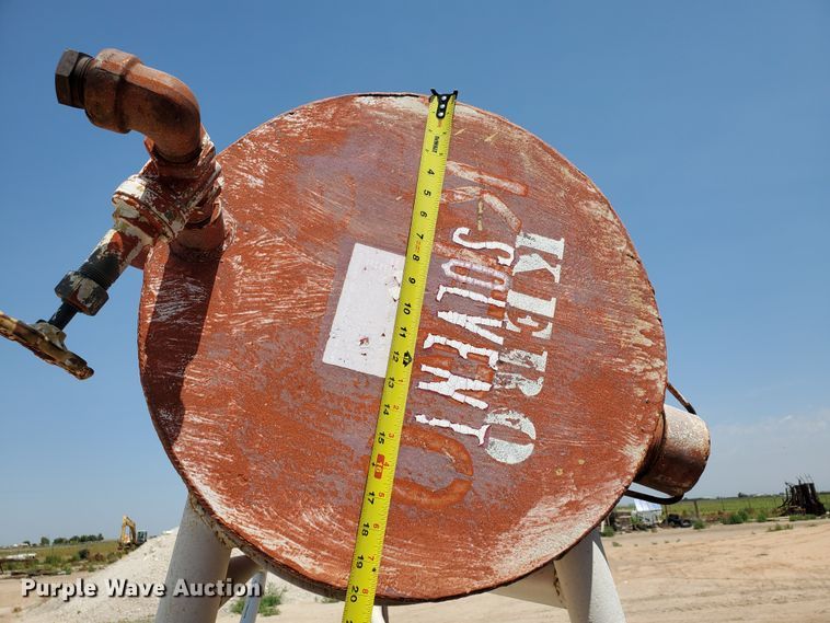 image for item DF7547 Tanks