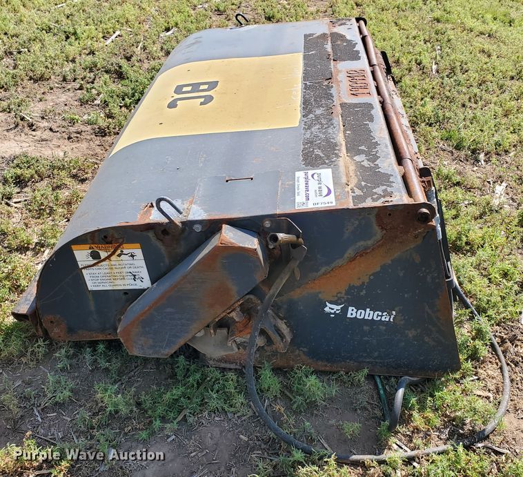 image for item DF7549 2007 Bobcat 72 sweeper