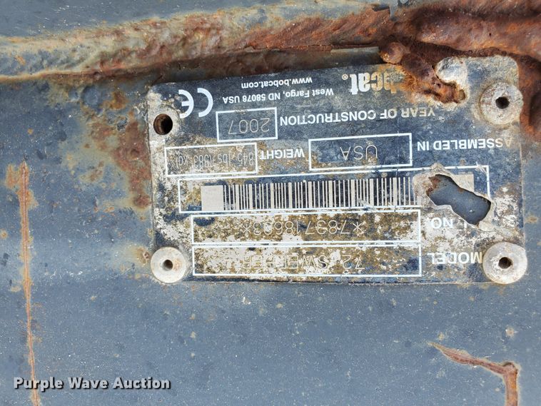image for item DF7549 2007 Bobcat 72 sweeper
