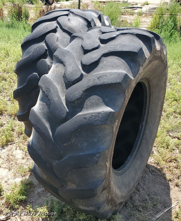 image for item DF7550 (2) Goodyear 19.5L-24 tires