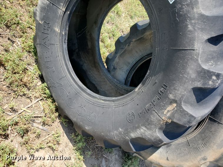 image for item DF7550 (2) Goodyear 19.5L-24 tires