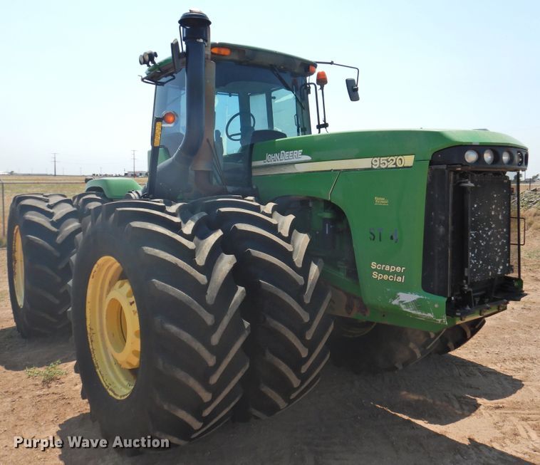 image for item DG1455 2006 John Deere 9520  Scraper Special 4WD tractor