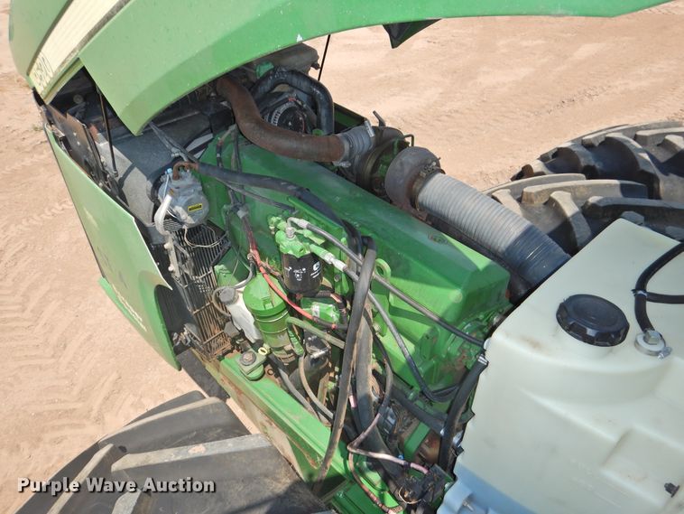 image for item DG1455 2006 John Deere 9520  Scraper Special 4WD tractor