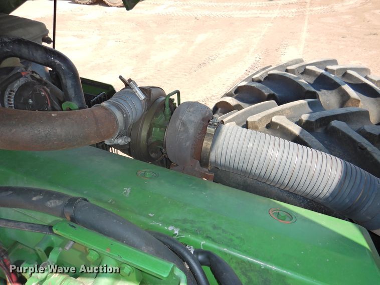 image for item DG1455 2006 John Deere 9520  Scraper Special 4WD tractor