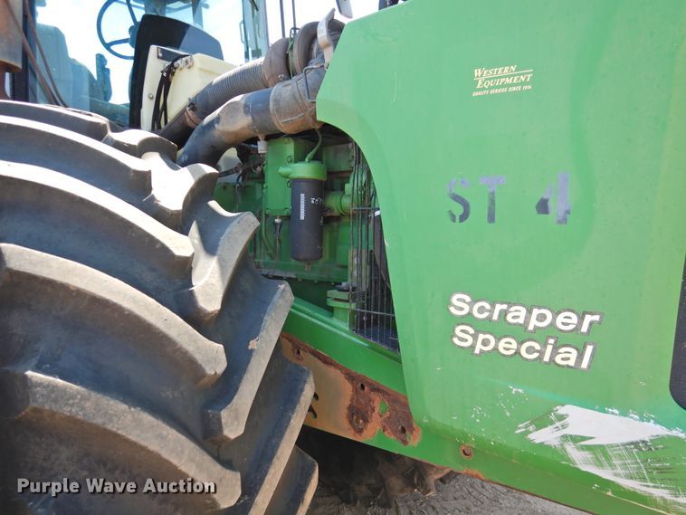 image for item DG1455 2006 John Deere 9520  Scraper Special 4WD tractor