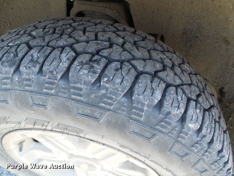 image for item DG2014 2011 Chevrolet Silverado 1500  Ext. Cab pickup truck