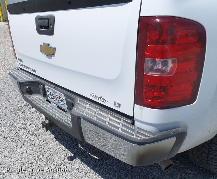 image for item DG2014 2011 Chevrolet Silverado 1500  Ext. Cab pickup truck