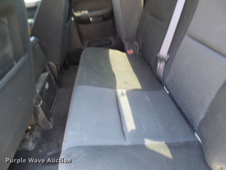 image for item DG2014 2011 Chevrolet Silverado 1500  Ext. Cab pickup truck