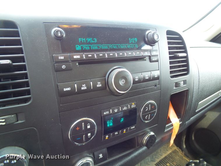 image for item DG2014 2011 Chevrolet Silverado 1500  Ext. Cab pickup truck