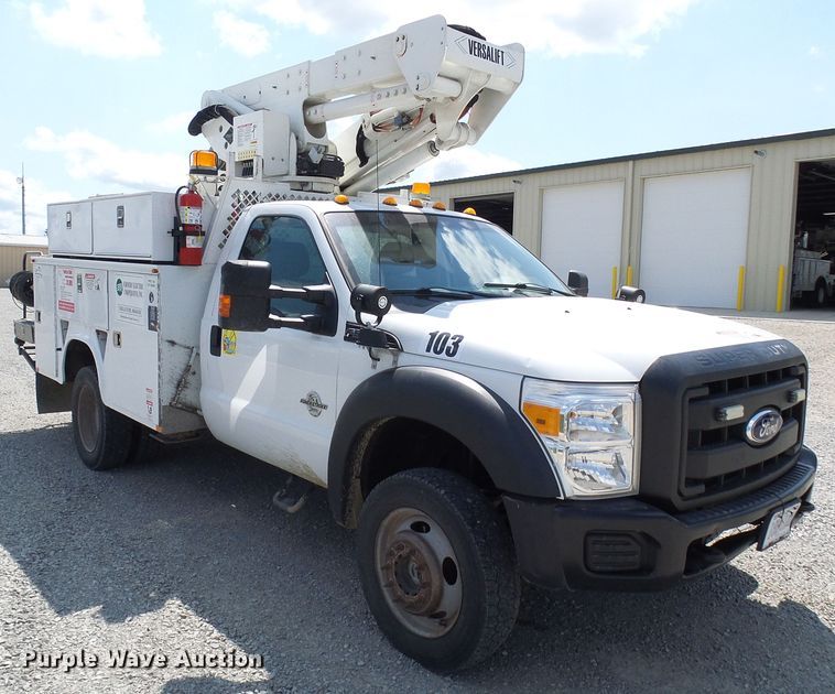 image for item DG2015 2011 Ford F550 Super Duty  bucket truck
