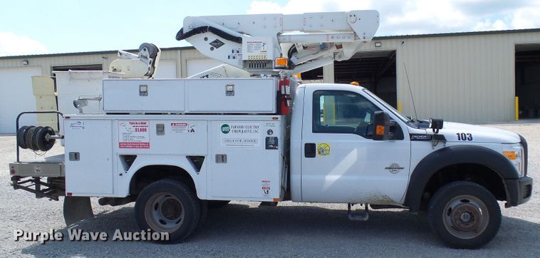 image for item DG2015 2011 Ford F550 Super Duty  bucket truck